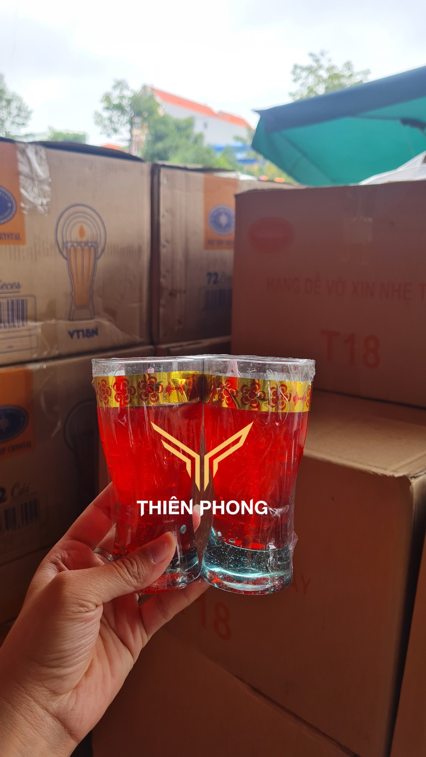 Nến T18