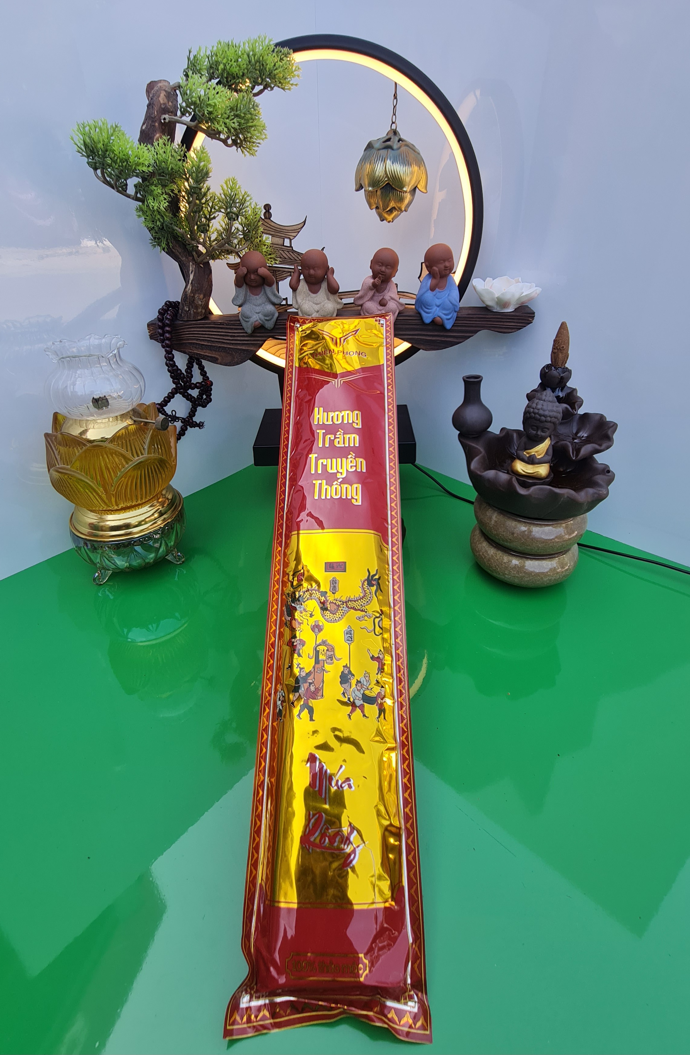 HƯƠNG THẺ MÚA RỒNG